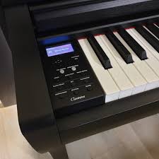 YAMAHA CLP-835B Black