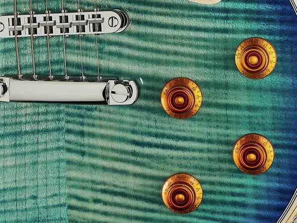 LARRY CARLTON L7 TBL Transparent Blue
