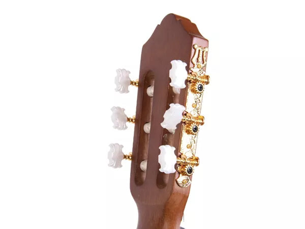 YAMAHA C70