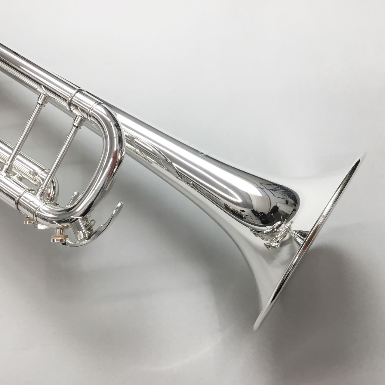 Yamaha YTR-8335GS Custom Xeno Outfit Tromba in Sib, Silver - immagine 10